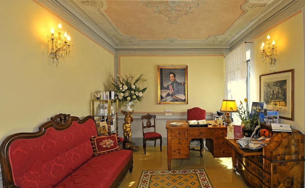 Villa Lombardi Camaiore Exteriör bild