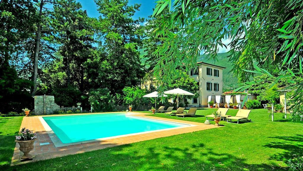 Villa Lombardi Camaiore Exteriör bild