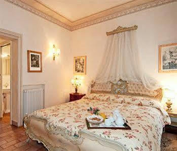 Villa Lombardi Camaiore Exteriör bild